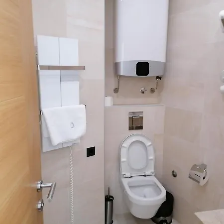 Szálloda Standardna Soba Centar 205