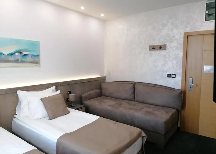 فندق Standardna Soba Centar 205